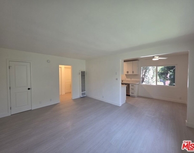 1411 Innes Place - Photo Thumbnail 14