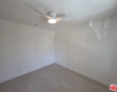 1411 Innes Place - Photo Thumbnail 9