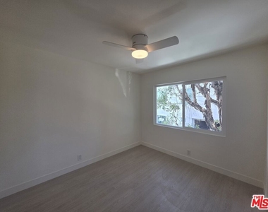 1411 Innes Place - Photo Thumbnail 32