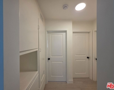 1411 Innes Place - Photo Thumbnail 23
