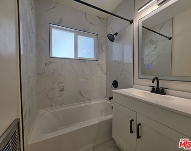 1411 Innes Place - Photo Thumbnail 37
