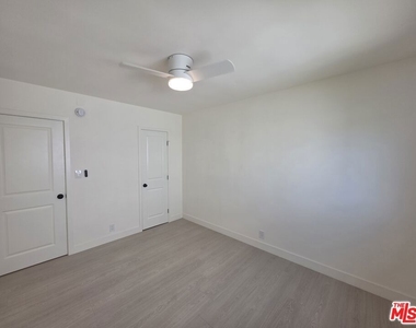 1411 Innes Place - Photo Thumbnail 6