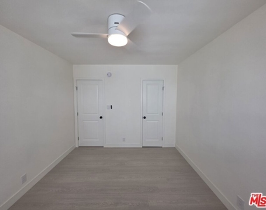 1411 Innes Place - Photo Thumbnail 5