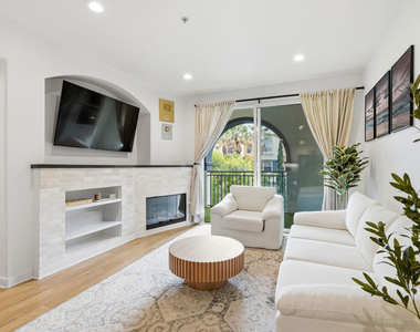 12963 Runway Road - Photo Thumbnail 8