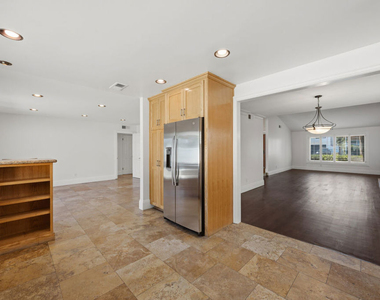 18113 Bromley Street - Photo Thumbnail 16