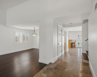 18113 Bromley Street - Photo Thumbnail 6