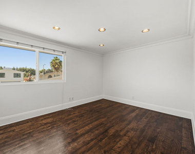 18113 Bromley Street - Photo Thumbnail 24