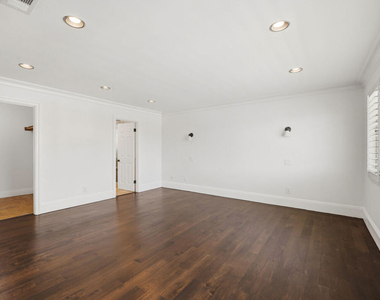 18113 Bromley Street - Photo Thumbnail 20