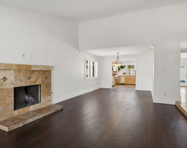 18113 Bromley Street - Photo Thumbnail 10