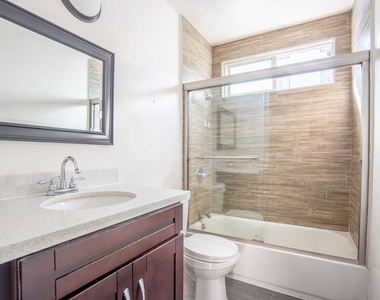 5831 Carlton Way - Photo Thumbnail 2