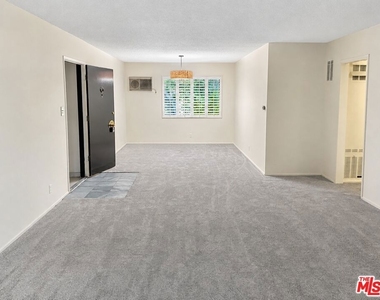 3320 Griffith Park Boulevard - Photo Thumbnail 1