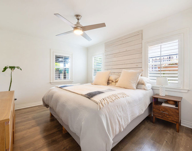 1837 N Middleton Place - Photo Thumbnail 10