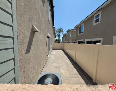 295 Fuerte Drive - Photo Thumbnail 76