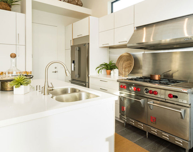 5431 Homeside Avenue - Photo Thumbnail 4
