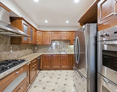 1838 Westholme Avenue - Photo Thumbnail 12