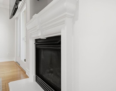 1838 Westholme Avenue - Photo Thumbnail 25