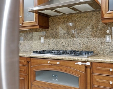1838 Westholme Avenue - Photo Thumbnail 15