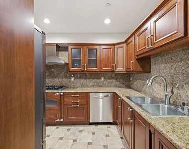 1838 Westholme Avenue - Photo Thumbnail 10