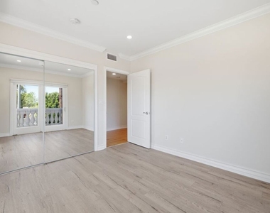 1838 Westholme Avenue - Photo Thumbnail 45
