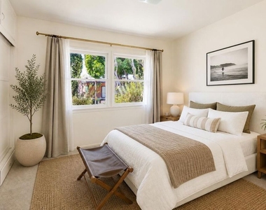 8921 1/2 Rangely Avenue - Photo Thumbnail 4