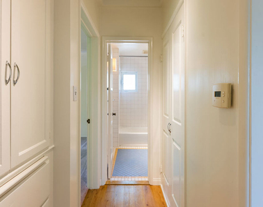 8921 1/2 Rangely Avenue - Photo Thumbnail 5