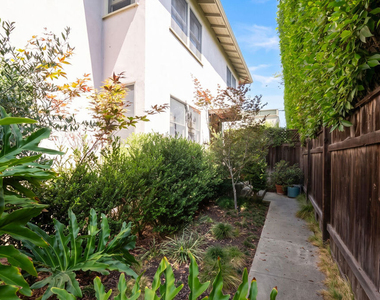 8921 1/2 Rangely Avenue - Photo Thumbnail 8