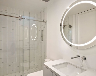 3646 Inglewood Boulevard - Photo Thumbnail 21