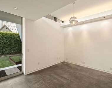 3646 Inglewood Boulevard - Photo Thumbnail 12