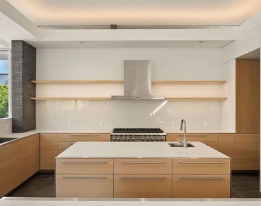 3646 Inglewood Boulevard - Photo Thumbnail 8