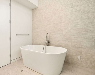 3646 Inglewood Boulevard - Photo Thumbnail 19