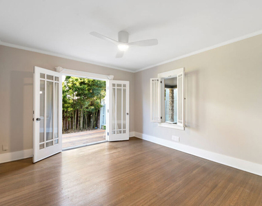 1843 Lucile Avenue - Photo Thumbnail 12