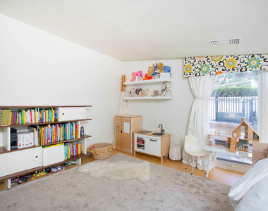 7561 Lolina Lane - Photo Thumbnail 24