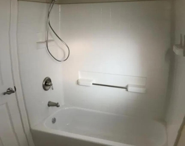 5252 Orange Ave - Photo Thumbnail 5