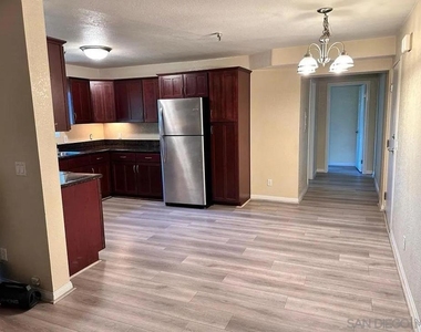 5252 Orange Ave - Photo Thumbnail 9