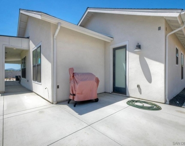 655 Hamilton Lane - Photo Thumbnail 29