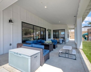 655 Hamilton Lane - Photo Thumbnail 30
