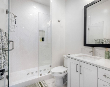 655 Hamilton Lane - Photo Thumbnail 24