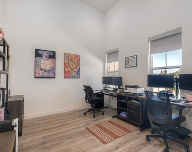 655 Hamilton Lane - Photo Thumbnail 25