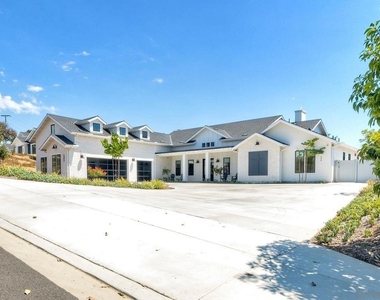 655 Hamilton Lane - Photo Thumbnail 1