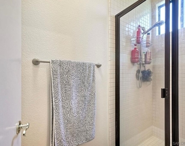 17586 Bocage Point - Photo Thumbnail 20
