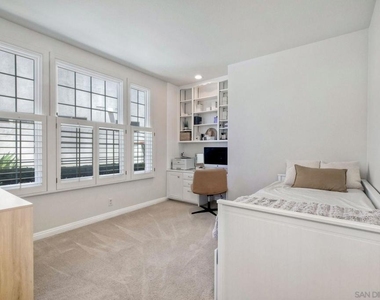 17586 Bocage Point - Photo Thumbnail 24
