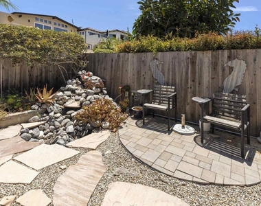 2416 Oxford Avenue - Photo Thumbnail 29