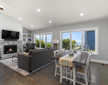 2416 Oxford Avenue - Photo Thumbnail 7