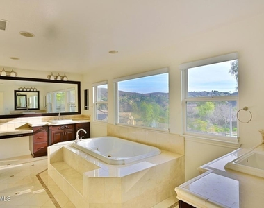 1514 Warm Springs Avenue - Photo Thumbnail 14