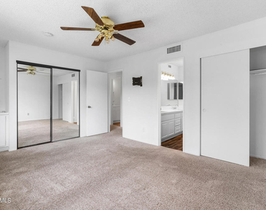 7137 Shoup Avenue - Photo Thumbnail 15