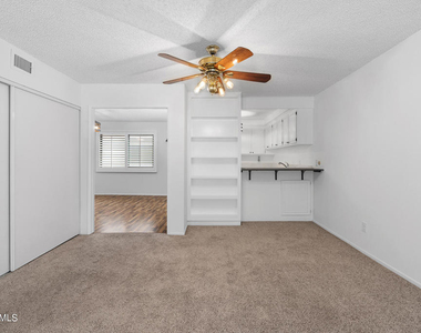 7137 Shoup Avenue - Photo Thumbnail 13