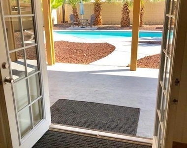 73427 Santa Rosa Way - Photo Thumbnail 18