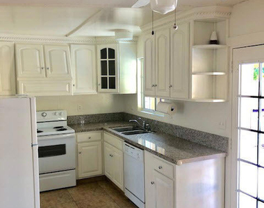 73427 Santa Rosa Way - Photo Thumbnail 3