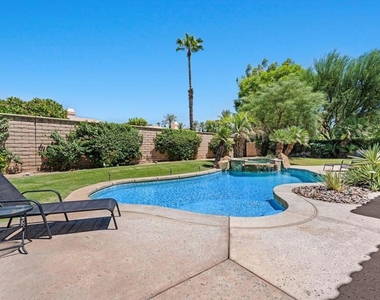 48476 Big Horn Drive - Photo Thumbnail 10