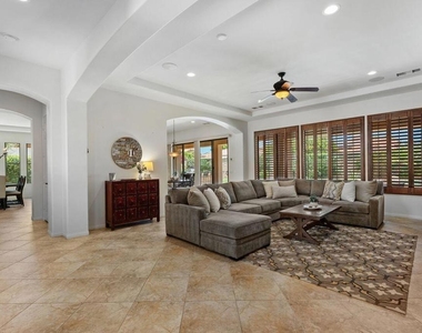 48476 Big Horn Drive - Photo Thumbnail 6